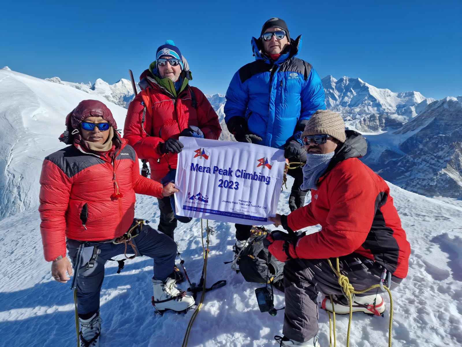 Mera peak top